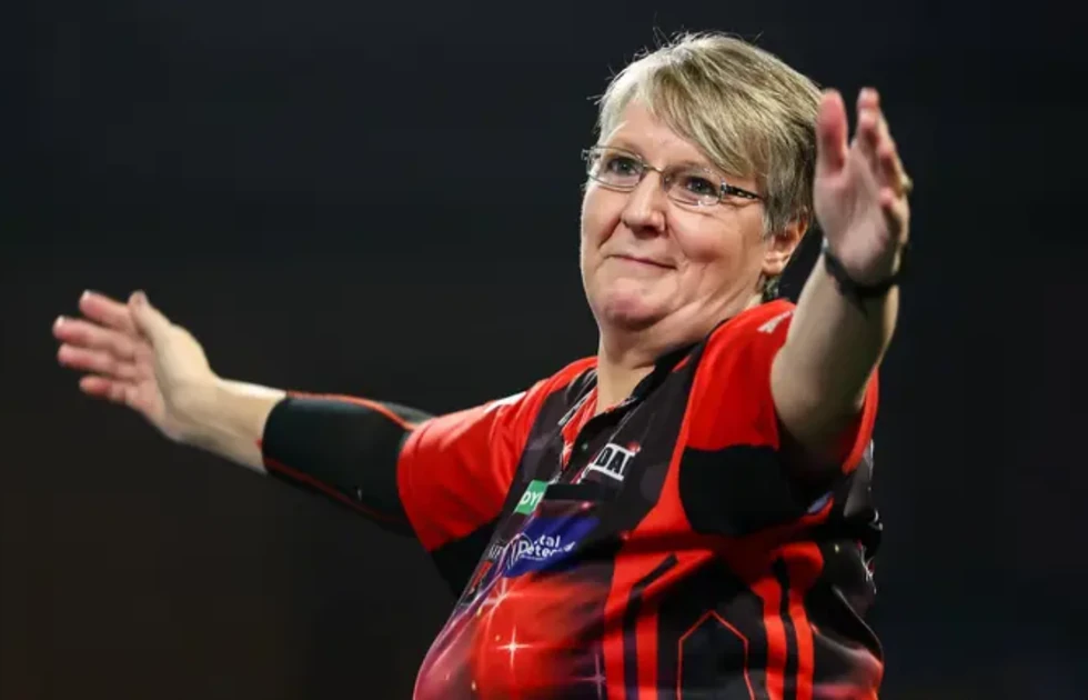 Lisa Ashton jubelt nach ihrem Sieg bei der Women’s Series 2026.