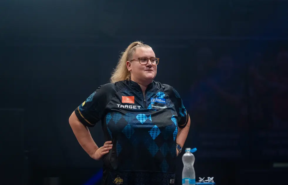 Beau Greaves bei den Czech Darts Open 2026 in Prag